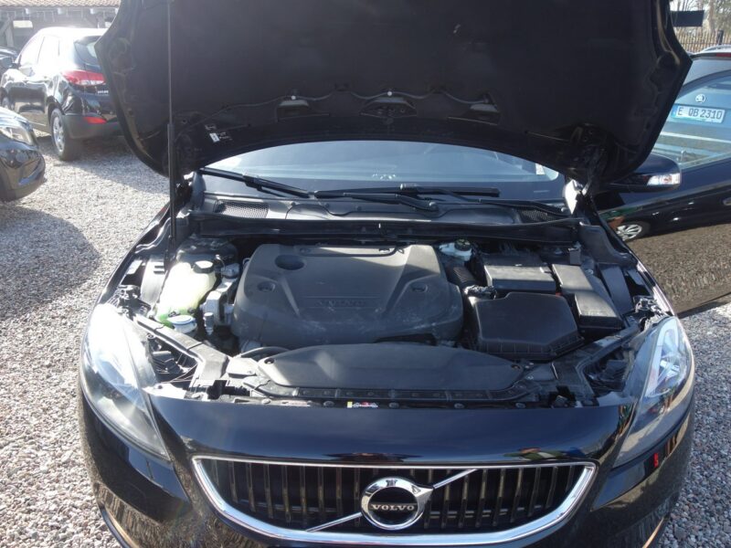 Volvo V40 II (2012-)