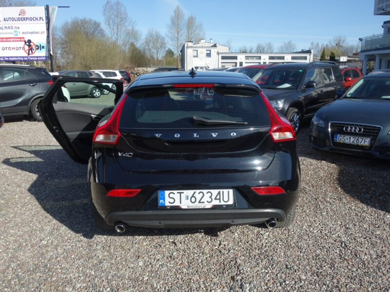 Volvo V40 II (2012-)