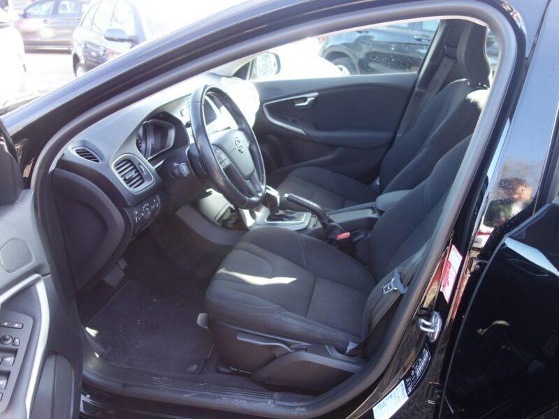 Volvo V40 II (2012-)