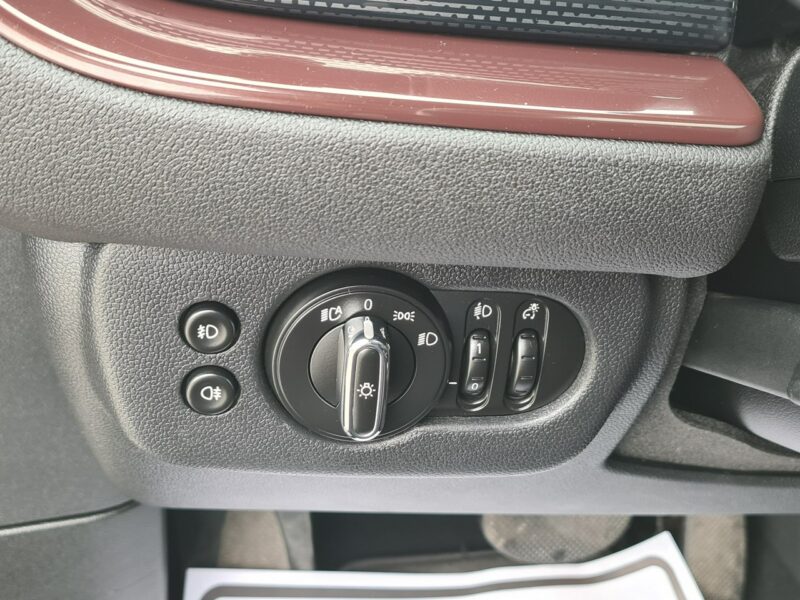 Mini Clubman Szyberdach Navi Kamera HeadUp Skóra Xenon Led Wolne Ręce 2xPDC Alu II (2010-)