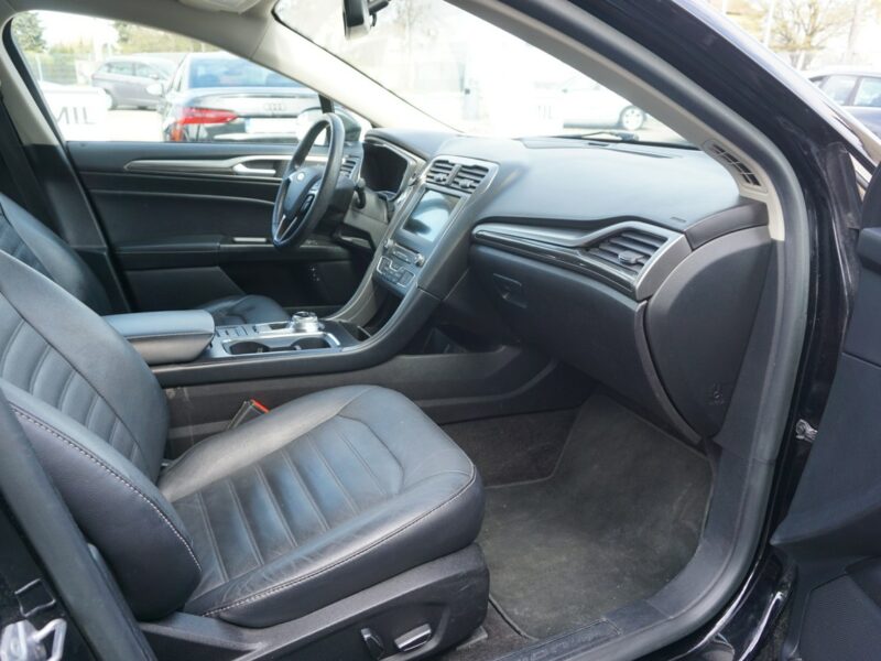 Ford Fusion zarejestrowany, ubezpieczony