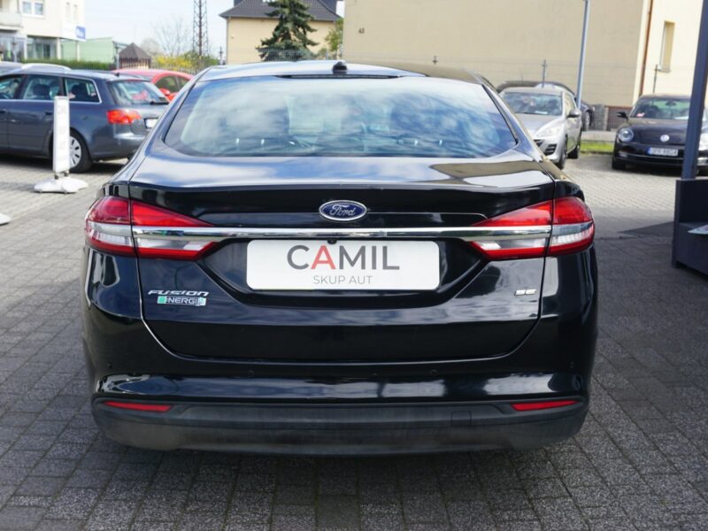 Ford Fusion zarejestrowany, ubezpieczony