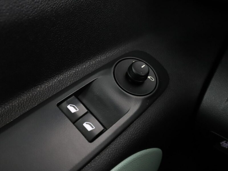 Citroen Berlingo VAT klima auto PDC navi bluetooth tempomat III (2018-)