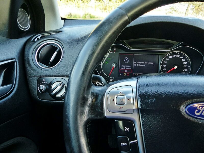 Ford Mondeo 2.0 TDCI*TITANIUM*Climatronic*Alu*Navi*Kamera*LED*Super Stan*ZOBACZ!!! Mk4 (2007-2014)