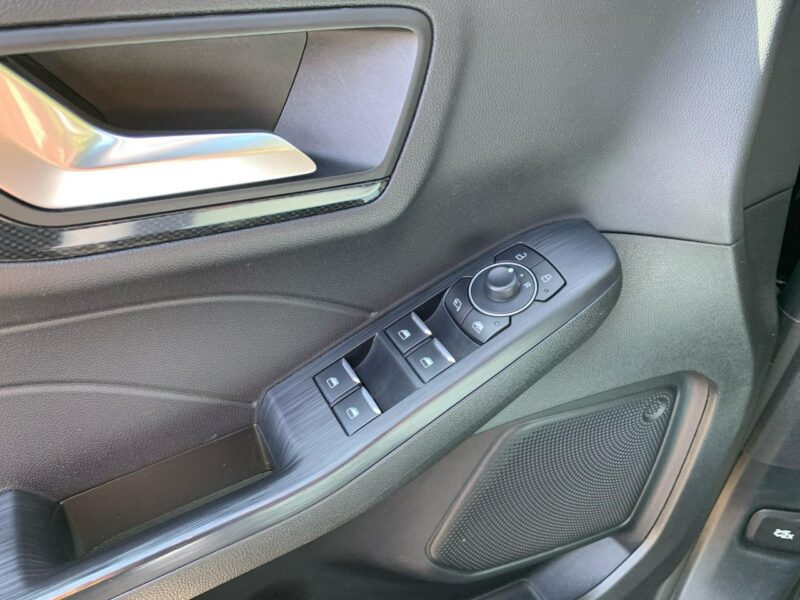 Ford Kuga 2.5 Plug In Hybrid ST-Line Bogata III (2019-)