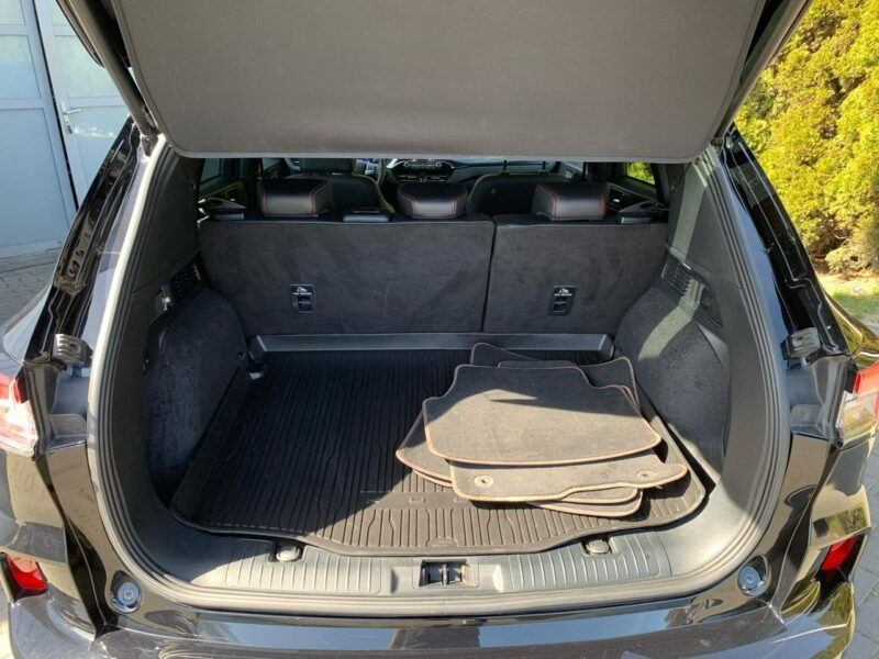 Ford Kuga 2.5 Plug In Hybrid ST-Line Bogata III (2019-)