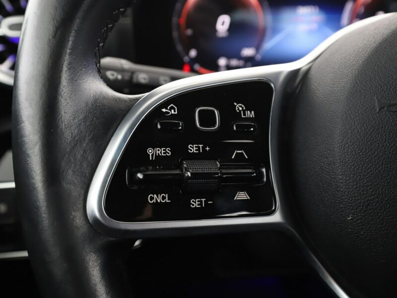 Mercedes A 250 PHEV 250e automat skóra navi kamera grzane fotele ACC LED W177 (2018-)