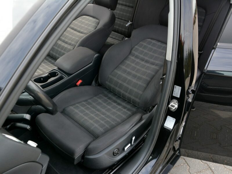 Audi A4 Lift S-line BLiS Ledy Navi MMi BI-Xenon*Pamiec Foteli*ASO AUDI* B8 (2007-2015)