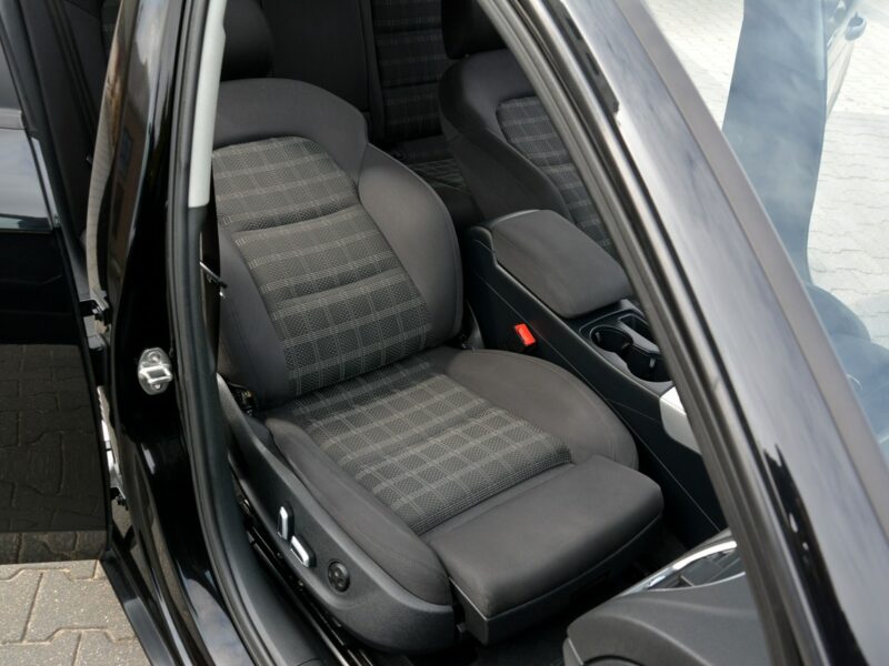 Audi A4 Lift S-line BLiS Ledy Navi MMi BI-Xenon*Pamiec Foteli*ASO AUDI* B8 (2007-2015)
