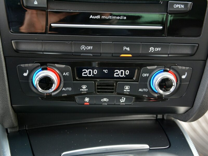 Audi A4 Lift S-line BLiS Ledy Navi MMi BI-Xenon*Pamiec Foteli*ASO AUDI* B8 (2007-2015)