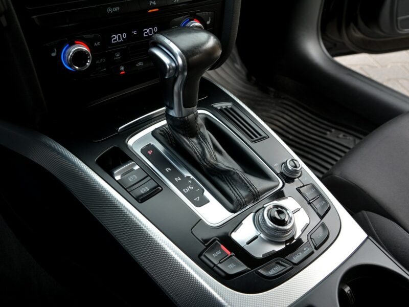 Audi A4 Lift S-line BLiS Ledy Navi MMi BI-Xenon*Pamiec Foteli*ASO AUDI* B8 (2007-2015)