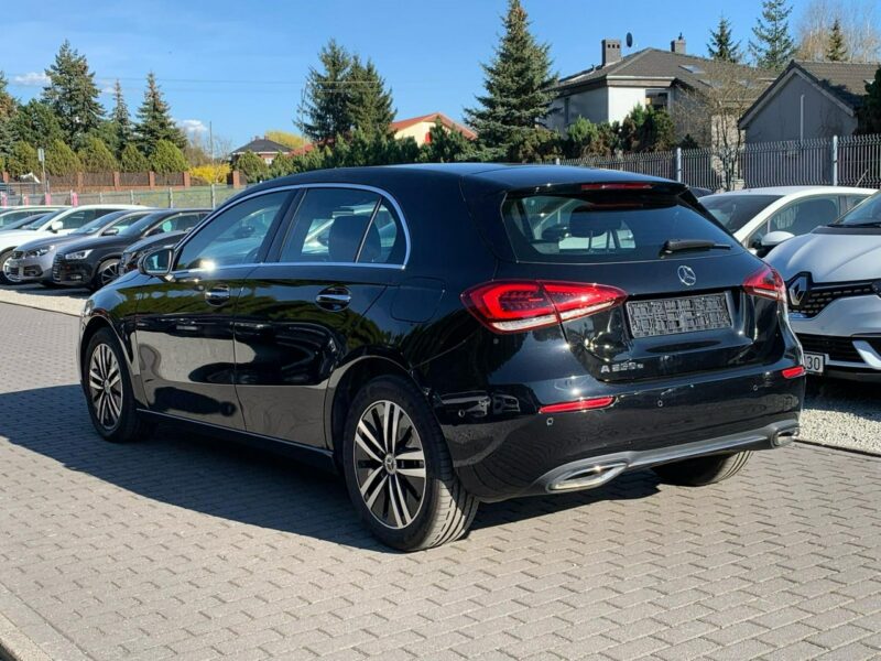 Mercedes A 250 A250e Panorama Hak W177 (2018-)