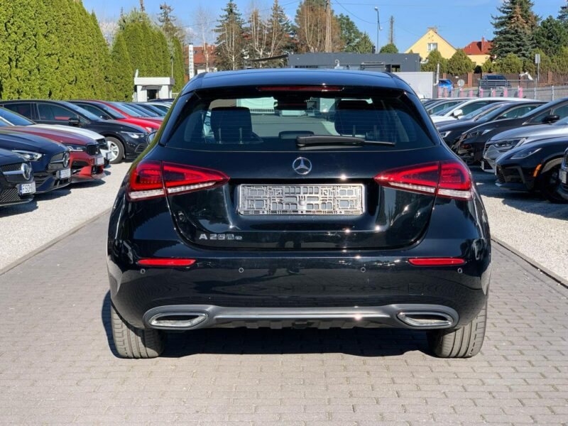 Mercedes A 250 A250e Panorama Hak W177 (2018-)