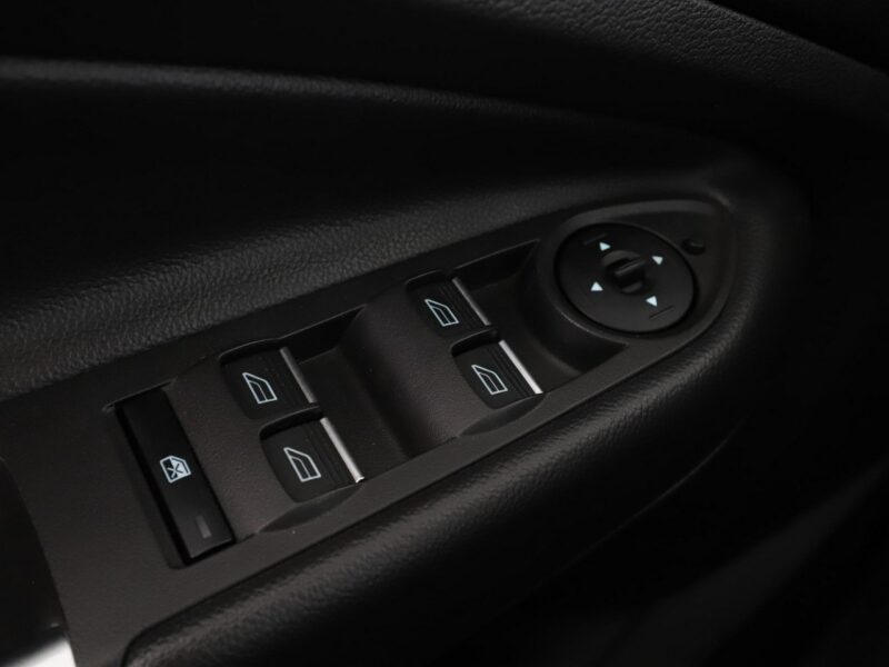Ford Kuga klima auto półskóra navi kamera cofania el. fotel II (2012-)