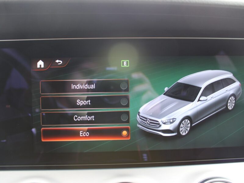 Mercedes E 220 AMG/Avantgarde 4-Matic Virtual Kamera W213 (2016-)