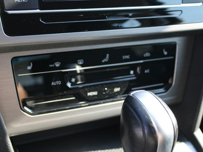 Volkswagen Passat ESSENCE LED F-vat Salon Polska Gwarancja B8 (2014-2023)