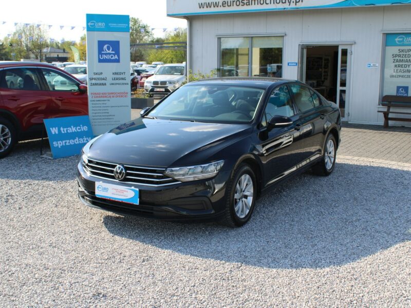 Volkswagen Passat ESSENCE LED F-vat Salon Polska Gwarancja B8 (2014-2023)