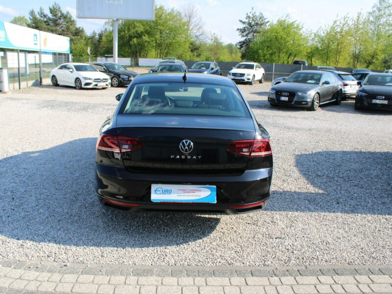 Volkswagen Passat ESSENCE LED F-vat Salon Polska Gwarancja B8 (2014-2023)
