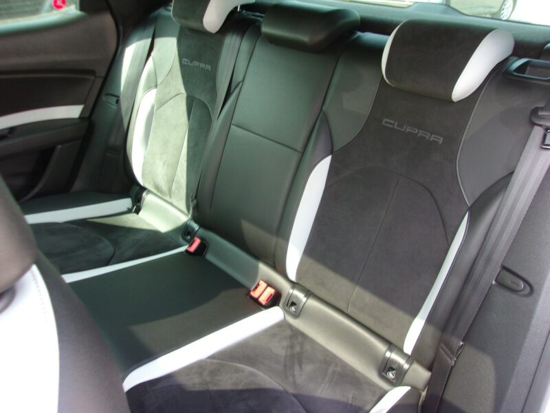 Seat Leon CUPRA, 280KM, Navi, PDC 2x, Grzane fotele, Klimatronic, Panorama III (2012-)