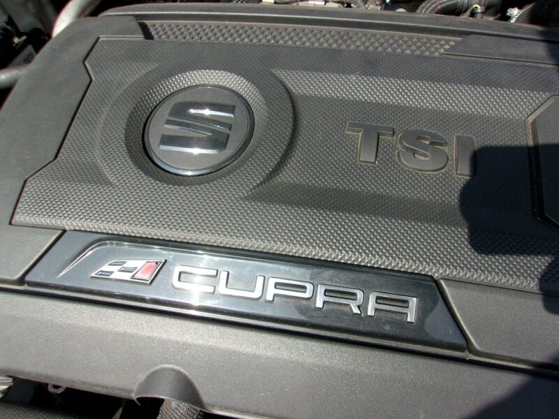 Seat Leon CUPRA, 280KM, Navi, PDC 2x, Grzane fotele, Klimatronic, Panorama III (2012-)