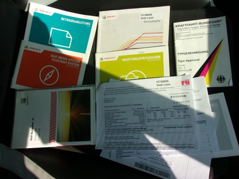 Seat Leon CUPRA, 280KM, Navi, PDC 2x, Grzane fotele, Klimatronic, Panorama III (2012-)