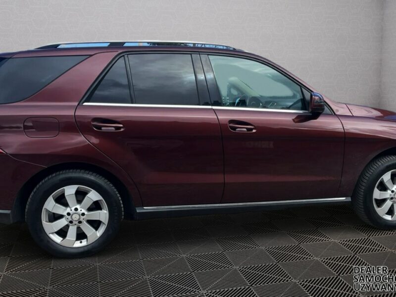 Mercedes ML 350 Salon PL Jasne skóry Pneumat El.klapa El.fotele Bi xenon + led W166 (2011-2015)