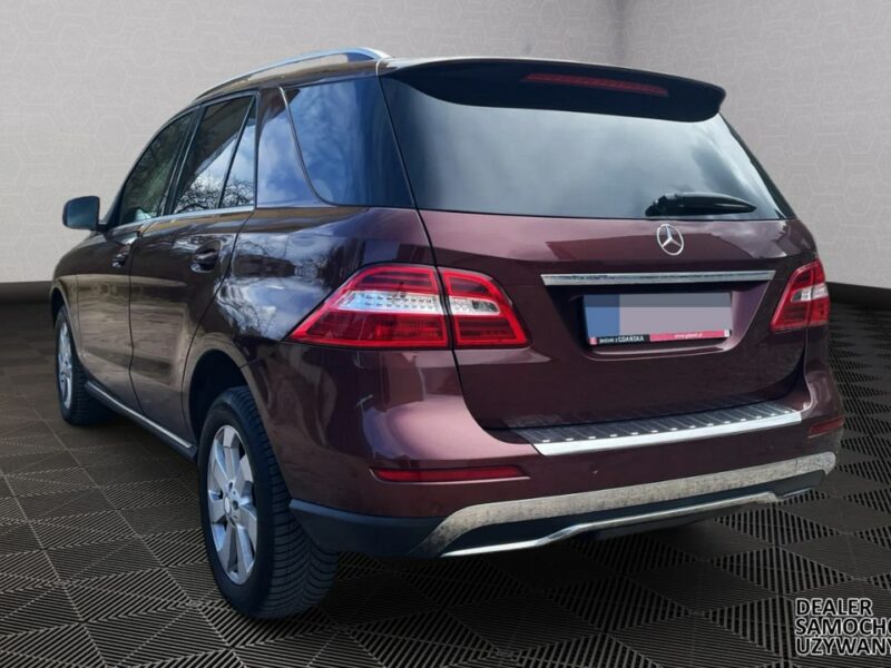 Mercedes ML 350 Salon PL Jasne skóry Pneumat El.klapa El.fotele Bi xenon + led W166 (2011-2015)
