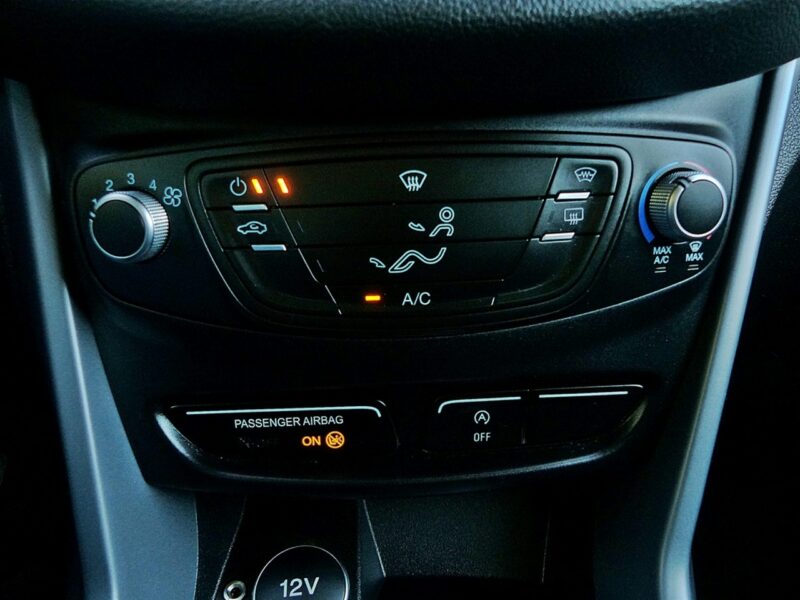 Ford B-Max 1.0 EB*TITANIUM*Klima*Elektryka*Grz.Szyba*Mały Przebieg*Zadbany*ZOBACZ