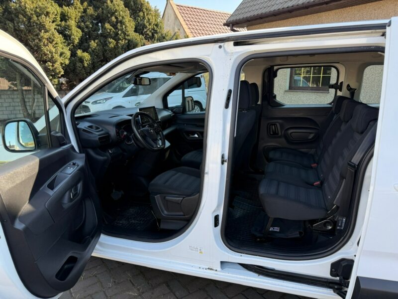 Opel Combo Life Combo Długie Life dla Niepełnosprawnych Inwalida Rampa PFRON Model2021 2018-