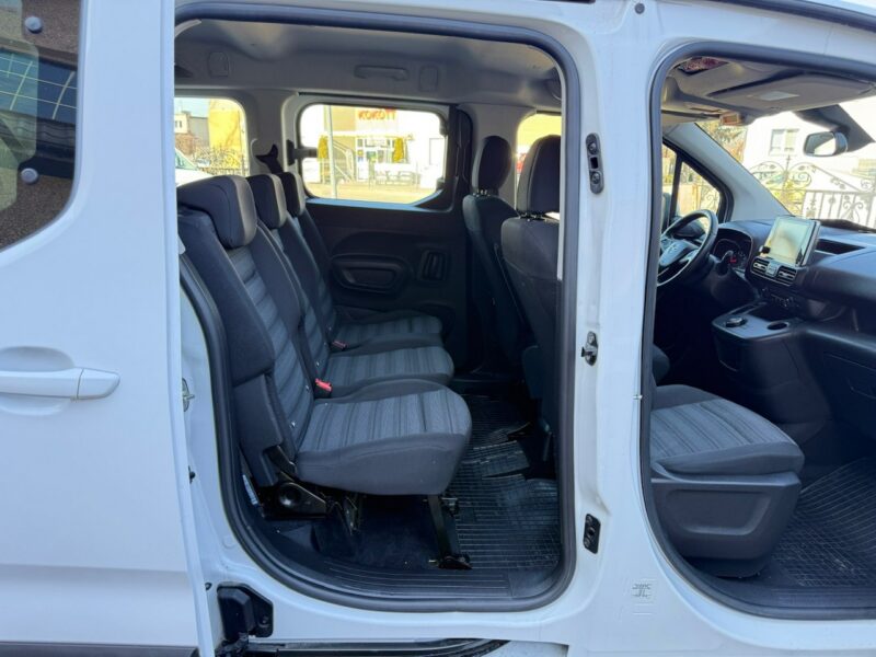 Opel Combo Life Combo Długie Life dla Niepełnosprawnych Inwalida Rampa PFRON Model2021 2018-