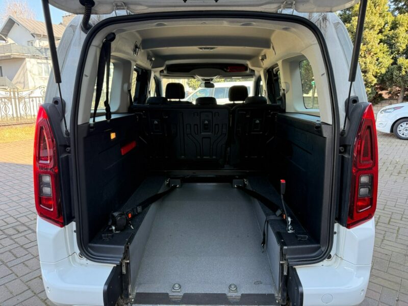 Opel Combo Life Combo Długie Life dla Niepełnosprawnych Inwalida Rampa PFRON Model2021 2018-