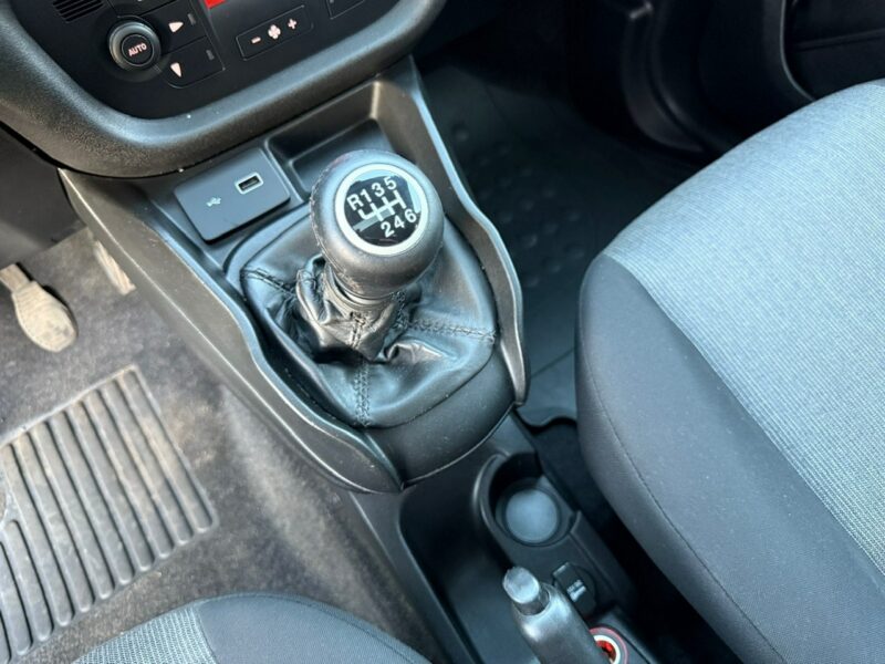 Fiat Doblo Doblo 1.6-120KM dla Niepełnosprawnych RAMPA Inwalida Model 2020 II (2009-)