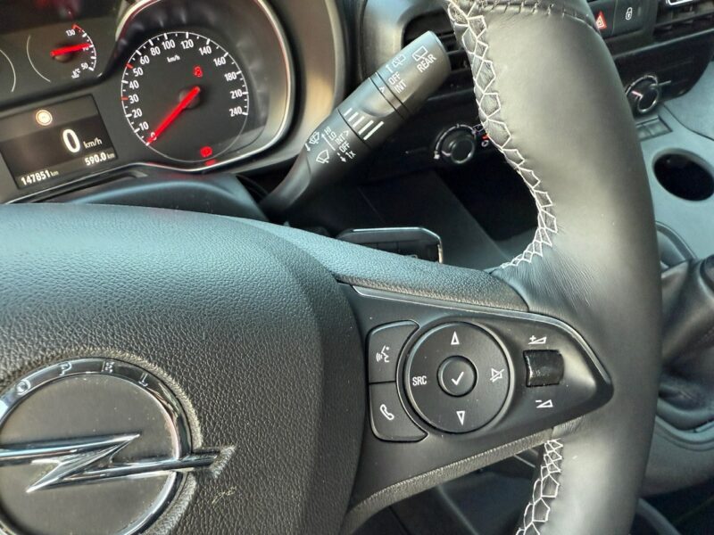 Opel Combo Life Combo do przewozu Niepełnosprawnych inwalida rampa Model 2021 PFRON 2018-