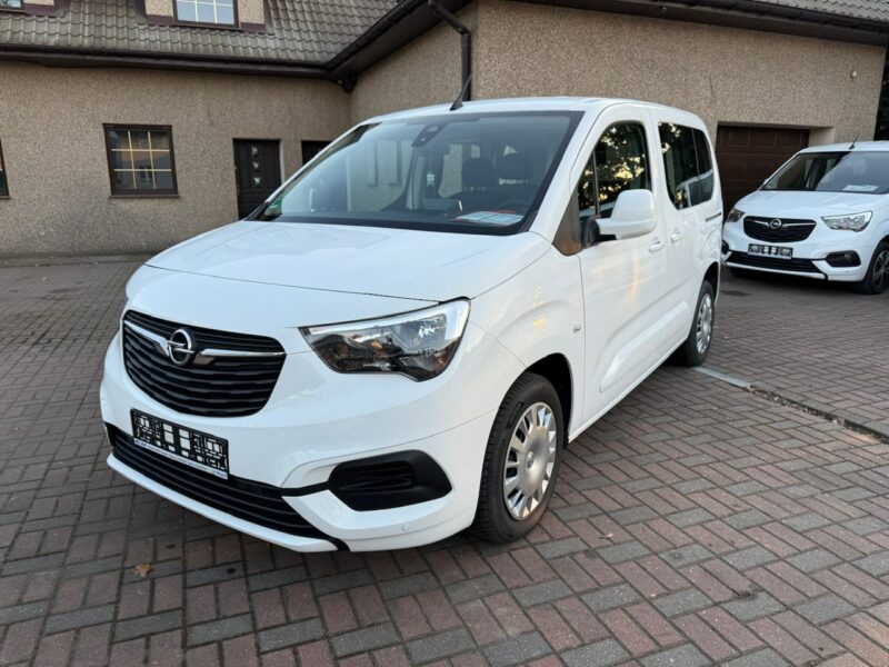 Opel Combo Life Combo do przewozu Niepełnosprawnych inwalida rampa Model 2021 PFRON 2018-