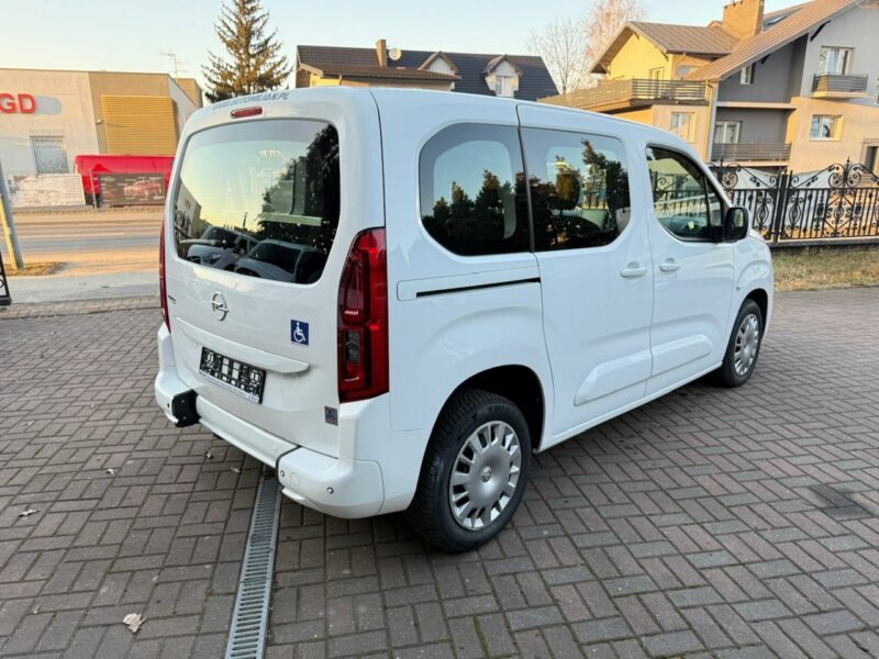 Opel Combo Life Combo do przewozu Niepełnosprawnych inwalida rampa Model 2021 PFRON 2018-