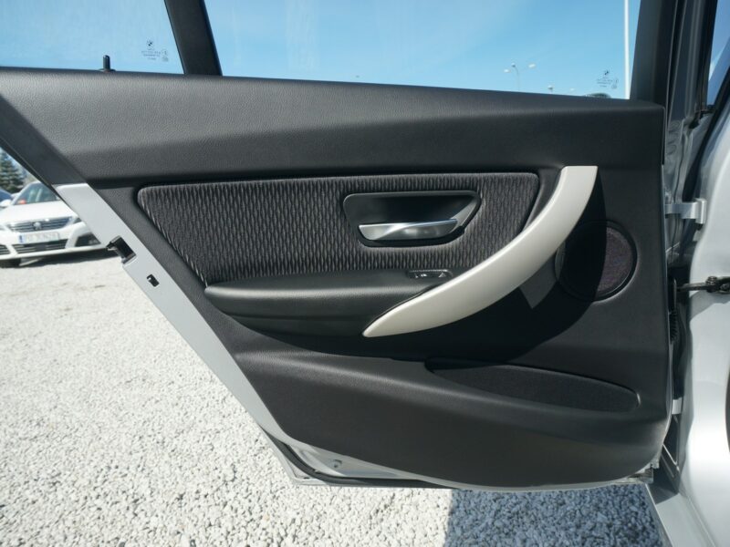 BMW 320 F31 320d 190 KM xDrive Advantage Salon PL Faktura VAT 23% DW8CV48 F30/F31 (2012-)