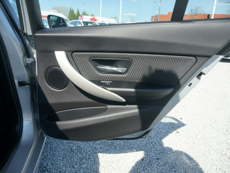 BMW 320 F31 320d 190 KM xDrive Advantage Salon PL Faktura VAT 23% DW8CV48 F30/F31 (2012-)