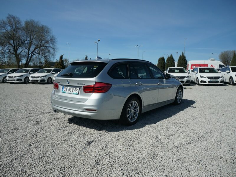 BMW 320 F31 320d 190 KM xDrive Advantage Salon PL Faktura VAT 23% DW8CV48 F30/F31 (2012-)