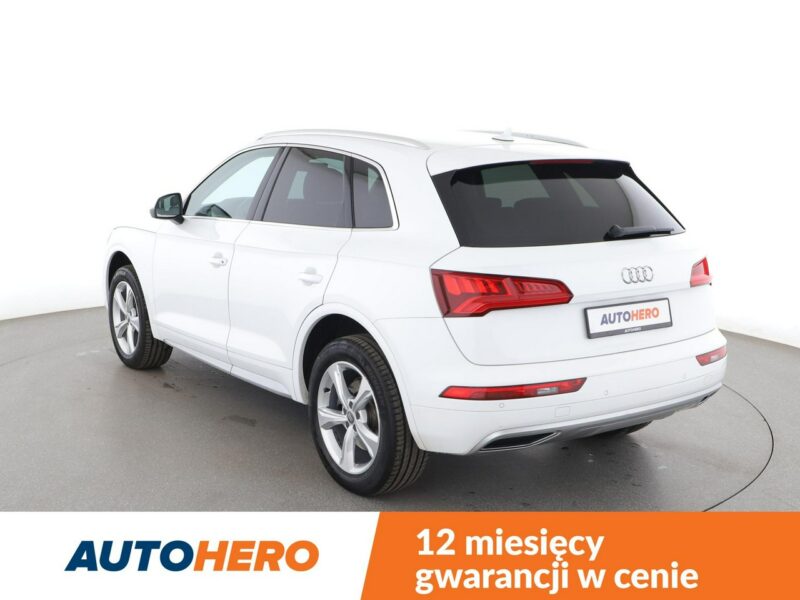 Audi Q5 Sport quattro S-tronic virtual alcantara climatronic-3stref. navi grza 8R (2008-)