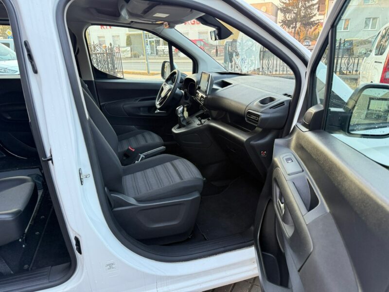 Opel Combo Life Combo do przewozu Niepełnosprawnych inwalida rampa Model 2021 PFRON 2018-