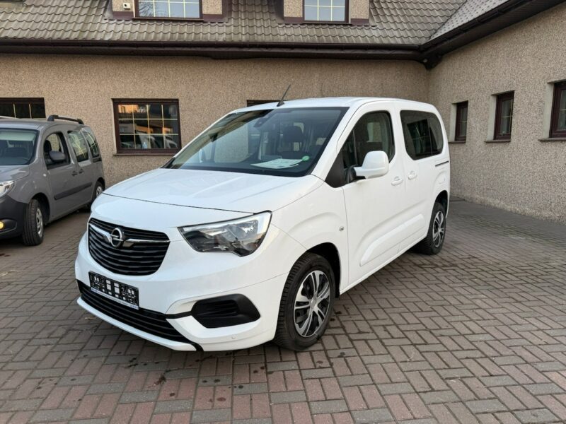 Opel Combo Life Combo do przewozu Niepełnosprawnych inwalida rampa Model 2021 PFRON 2018-