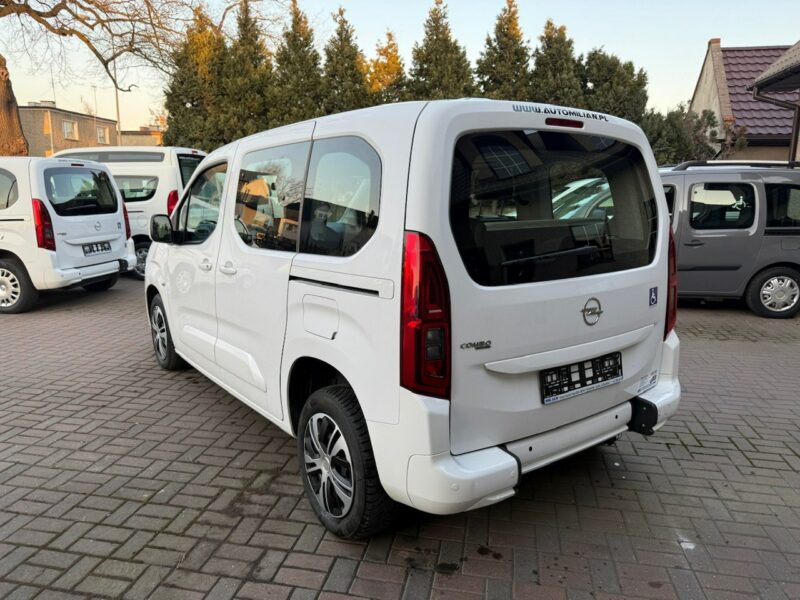 Opel Combo Life Combo do przewozu Niepełnosprawnych inwalida rampa Model 2021 PFRON 2018-
