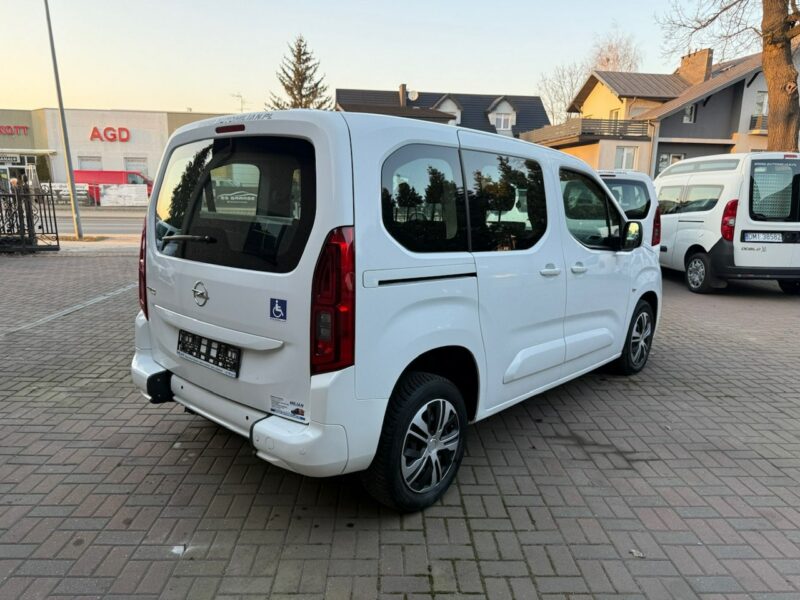 Opel Combo Life Combo do przewozu Niepełnosprawnych inwalida rampa Model 2021 PFRON 2018-