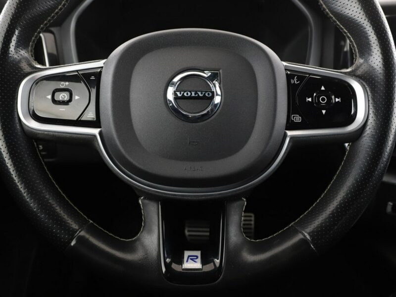 Volvo XC 60 FV23 2.0D4 Automat AWD R-Design Tempomat Navi HarmanKardon BLIS Kamera II (2017-)