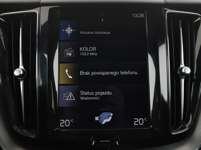 Volvo XC 60 FV23 2.0D4 Automat AWD R-Design Tempomat Navi HarmanKardon BLIS Kamera II (2017-)