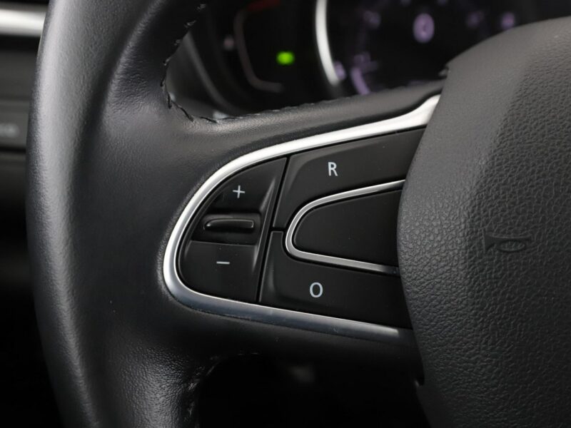 Renault Kadjar navi kamera klima-auto Bluetooth tempomat półskóra I (2015-)