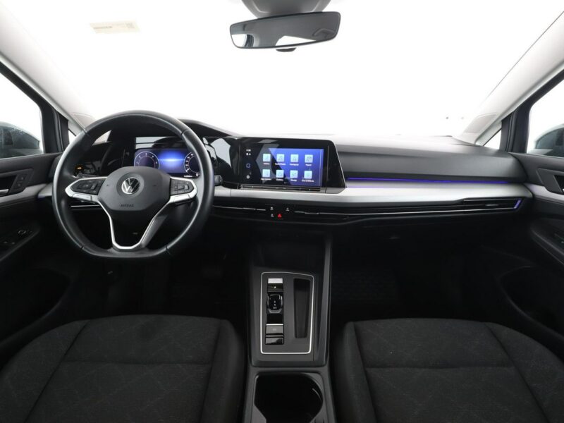 Volkswagen Golf FV23% virtual cocpit LED navi klima auto czujniki parkowania VIII (2020-)