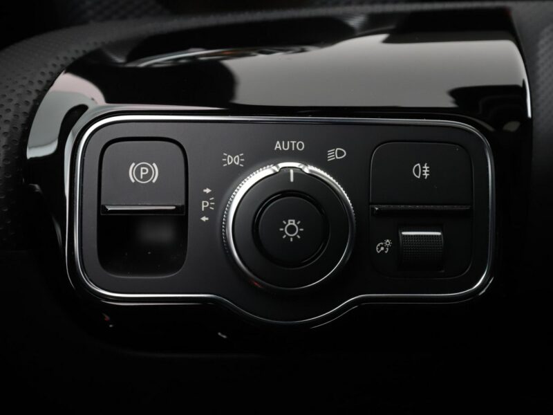 Mercedes CLA 250 FV23 CLA250e Shooting Brake Progressive Tempomat Navi Kamera Multibeam II (2019-)