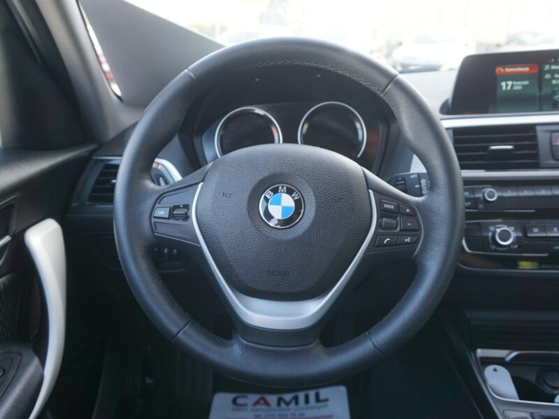 BMW 116 Urban Line, oryginalny bardzo niski przebieg, rok gwarancji w cenie, F20 (2011-)