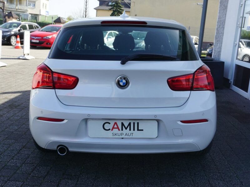BMW 116 Urban Line, oryginalny bardzo niski przebieg, rok gwarancji w cenie, F20 (2011-)